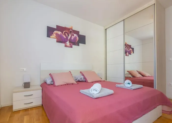 Nina Appartement Makarska